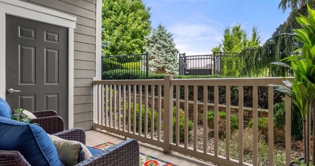 Claiborne Crossing Apartments