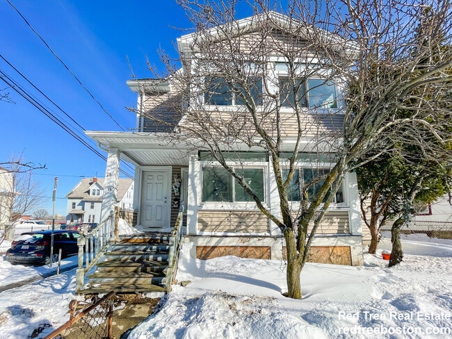 Photo - 28 Linden St Unit 5-bed 2-bath Linden