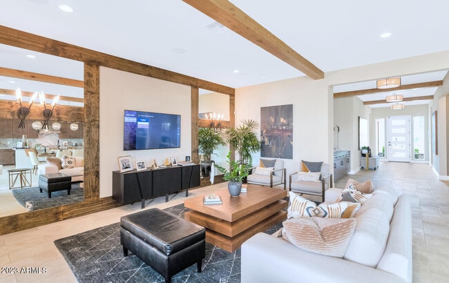 10118 E Tesla Ave