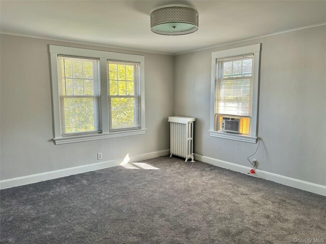 Photo - 38 Totten Pl Unit 2