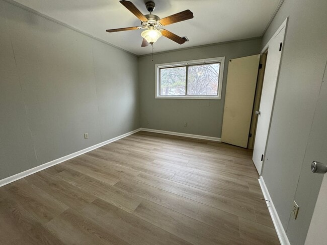 Photo - 643 W Matthews Ave Unit W
