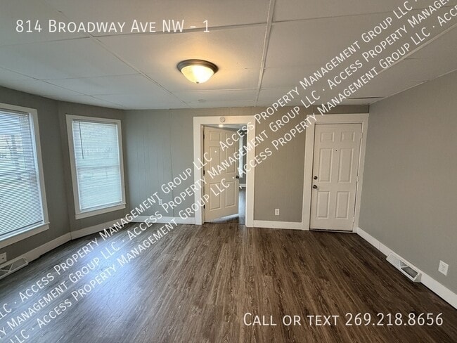 Photo - 814 Broadway Ave NW Unit 1