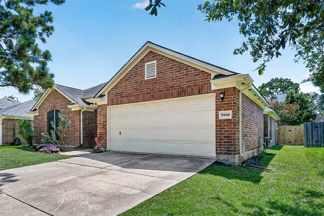 Photo - 2902 Burgess Hill Ct