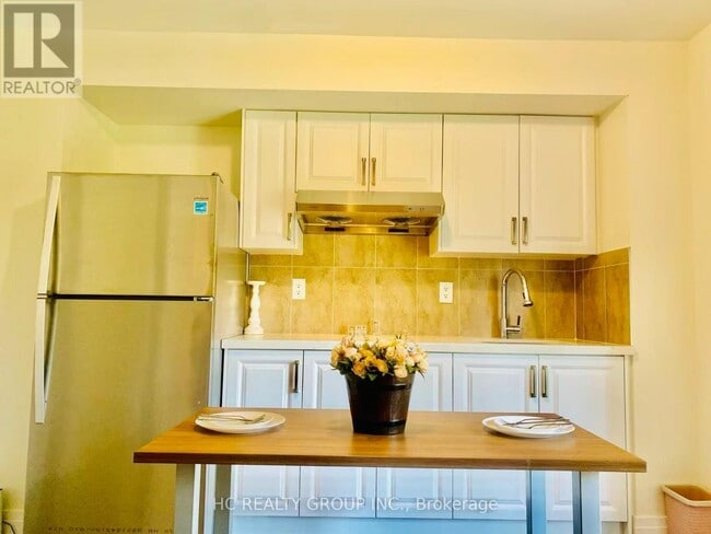 Photo - 2123 Royal Gala Cir