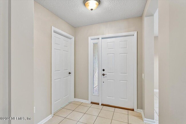 Photo - 1212 Coghill Cir