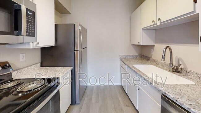 Photo - 1845 Zebulon Dr