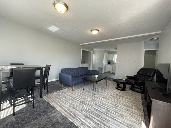 Photo - 336 Stone Dr