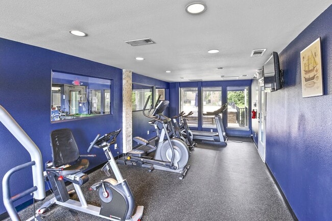 Photo - Waters Park Luxury Apartments