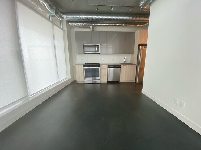 Photo - 624-628 8 Ave SE Unit 402