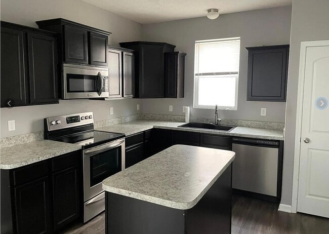 Photo - 5642 Alliance Way