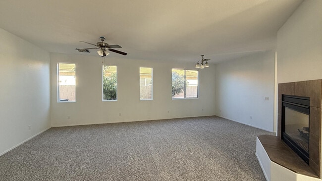 Photo - 1235 E Julian Dr