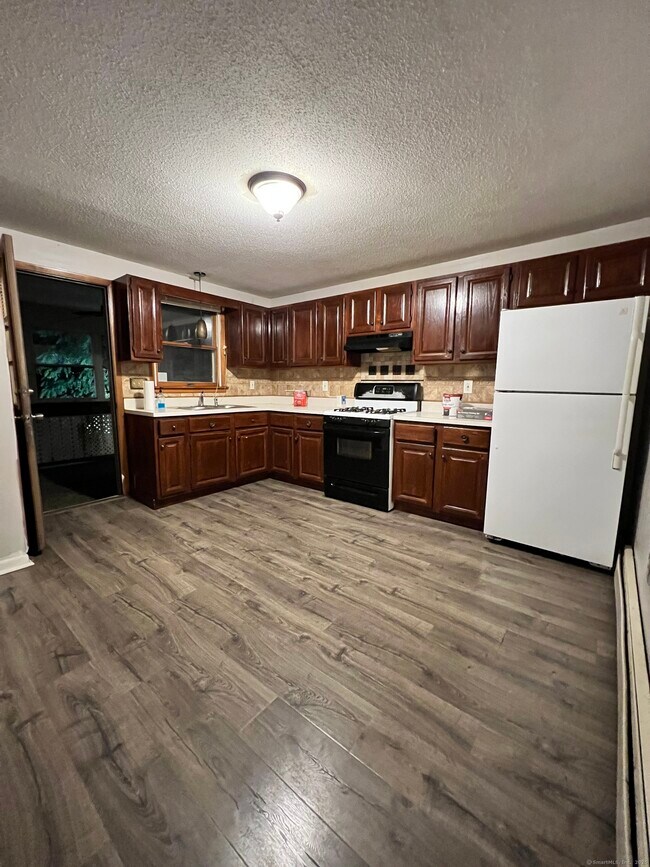 Photo - 54 Roosevelt St Unit 2nd Floor