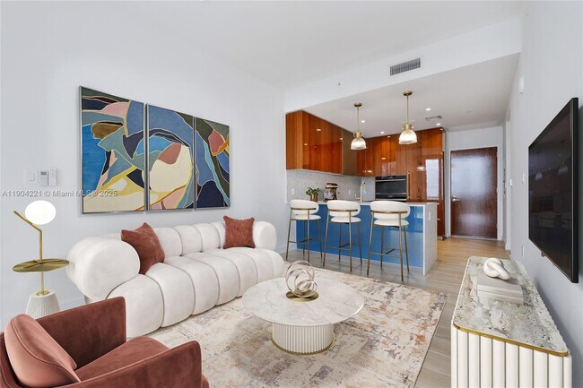 Photo - 2678 Tigertail Ave Unit 1205