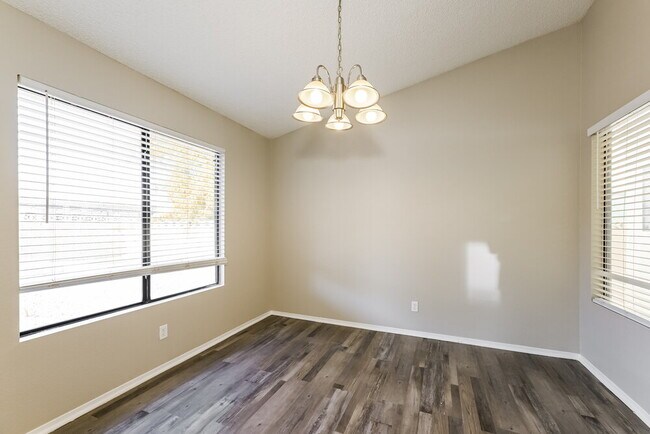 Photo - 831 Anchor Dr