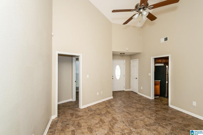 Photo - 601 Meriweather Dr