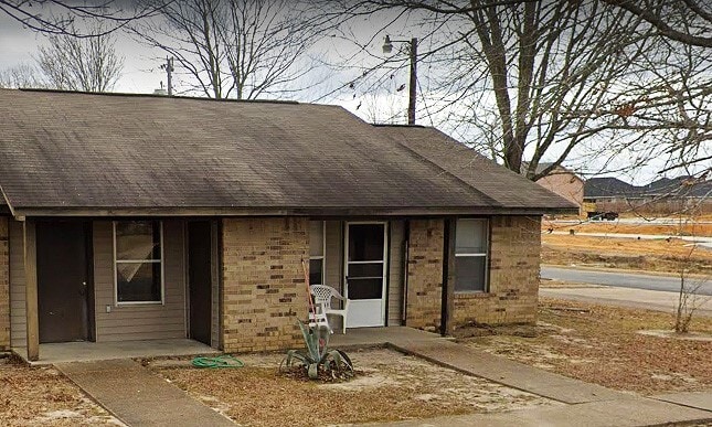 Photo - 1925 Community Action Dr