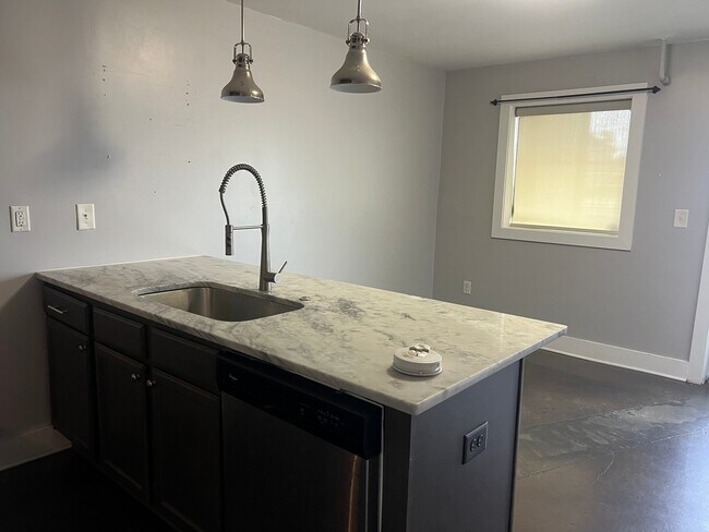 Photo - 2507 Clifton Ave