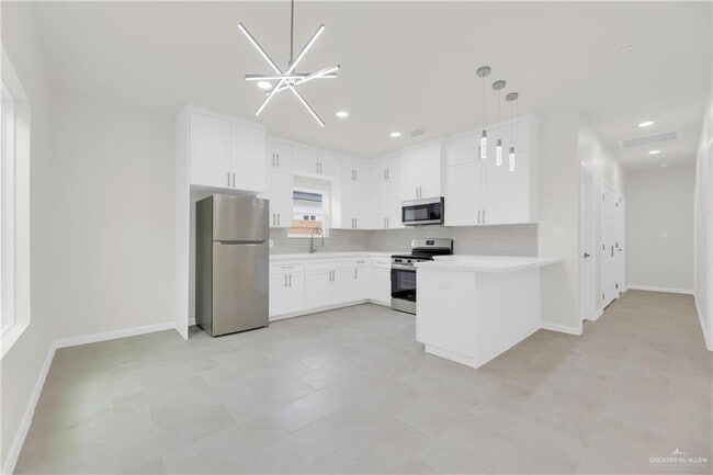 Photo - 18 E 24th St Unit 2