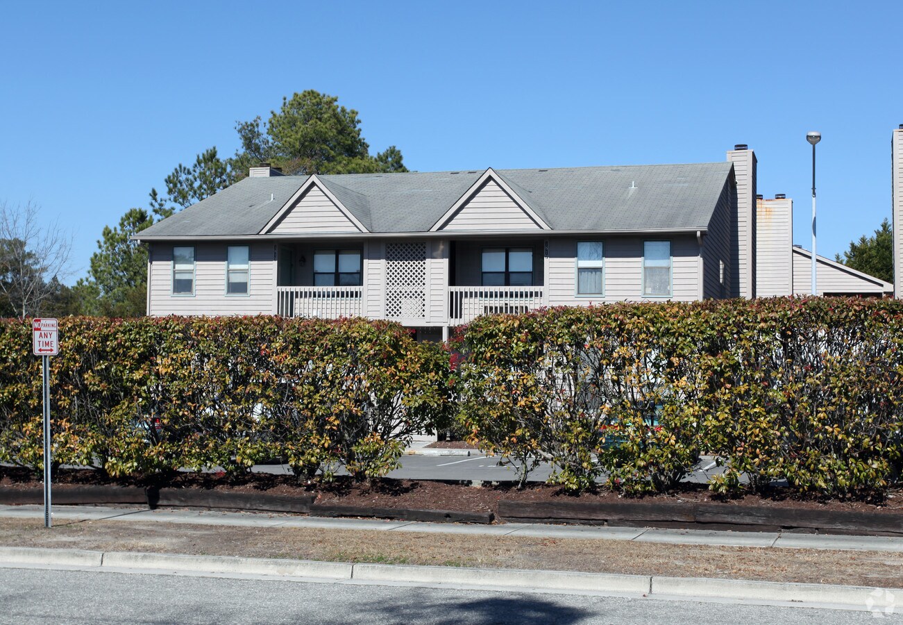 Photo - Savannah Court
