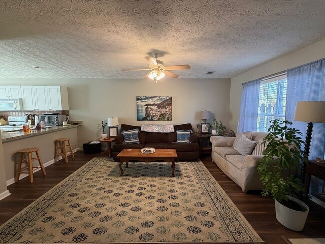 Photo - Donahue Crossing Golf View #2812 Unit 2812