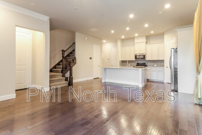 Photo - 1005 Kennedy Dr