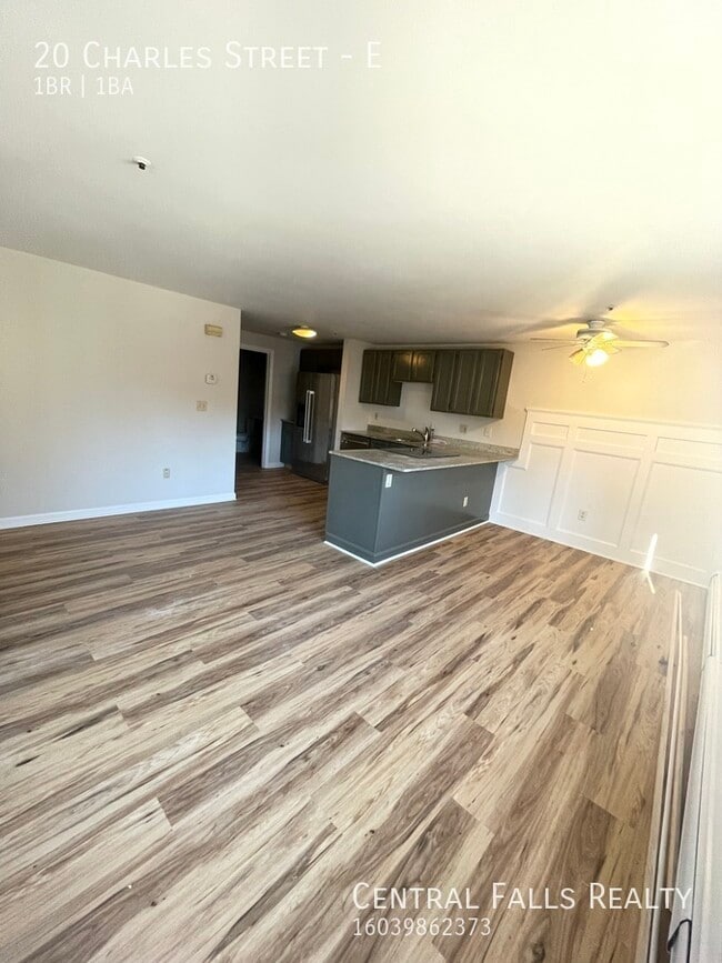 Photo - 20 Charles St Unit E