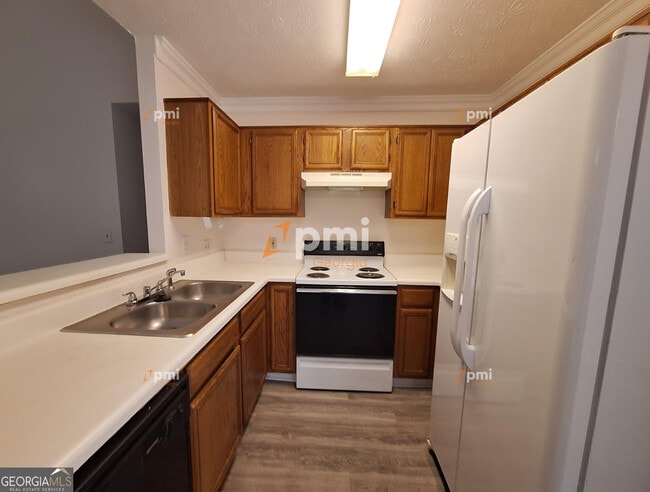 Photo - 2055 Pine Cone Dr SW