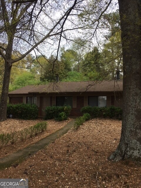 317 Epps Bridge Rd