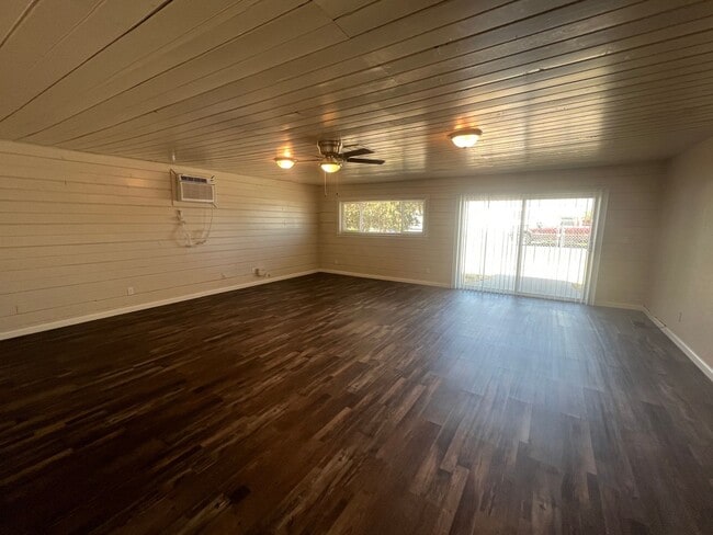 Beautiful home. Apply today! - Beautiful home. Apply today!