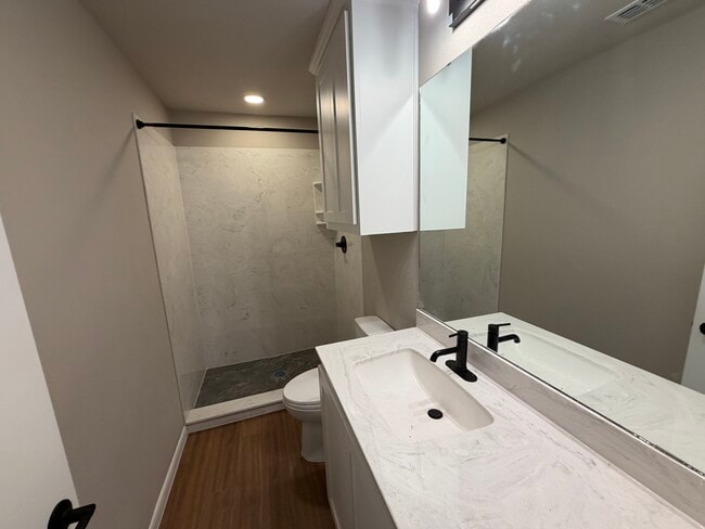 Photo - 518 Magnolia St