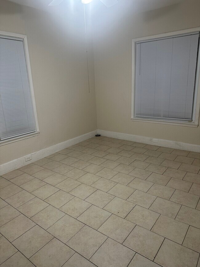 Bedroom #1