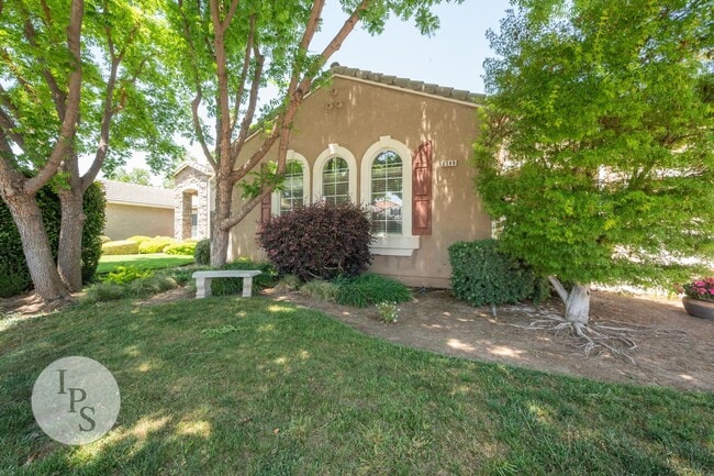 Photo - Charming 4BR/2BA Home in the Heart of Clovis Unified!