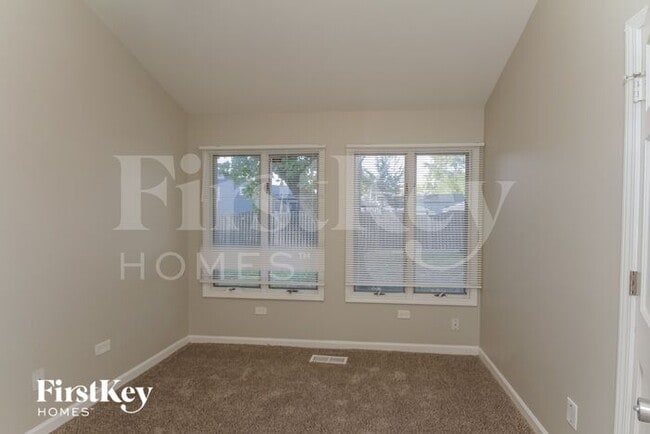 Photo - 711 Linden Ct