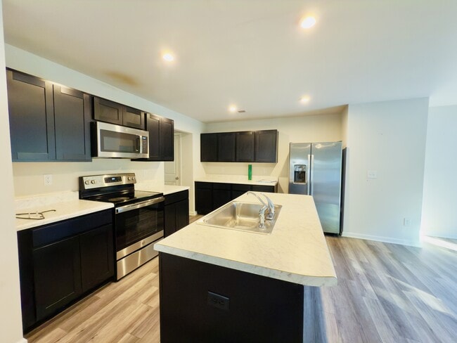 Photo - 5147 Downhaul Dr