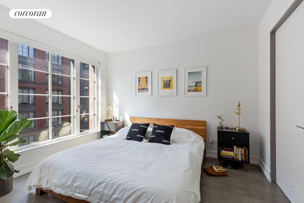Photo - 61 Vandam St