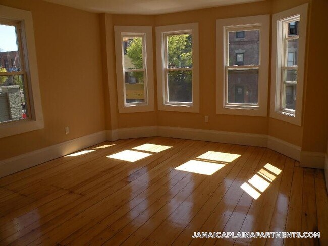 Photo - 3147-3149-3149 Washington St Unidad 3