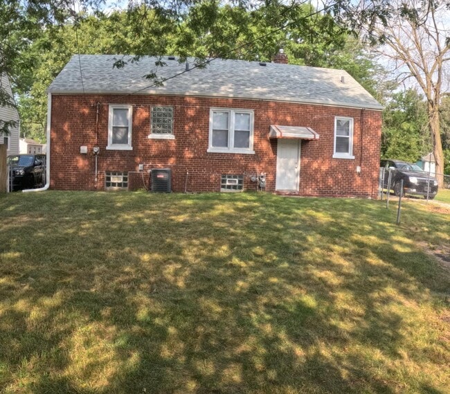 Photo - 6637 Delaware Ave