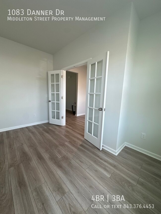 Photo - 1083 Danner Dr