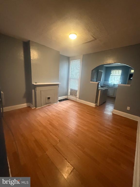 Photo - 2221 Wilkens Ave