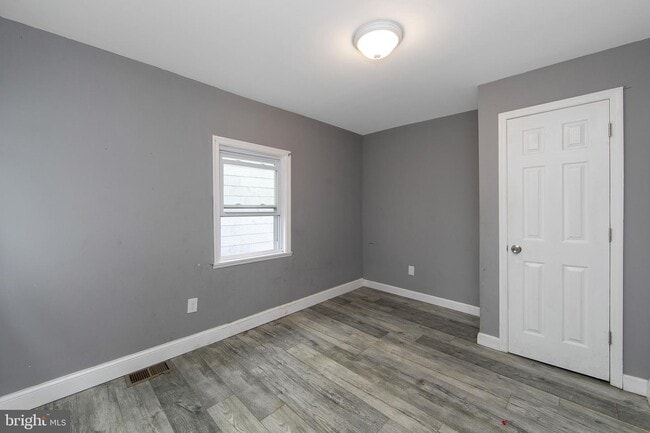 Photo - 133 E Federal St