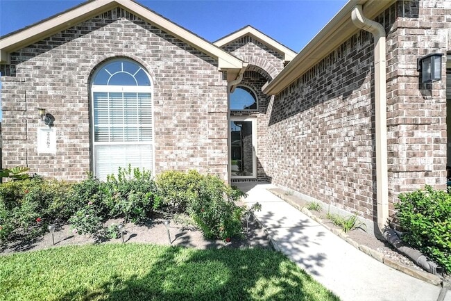 22582 Valley Canyon