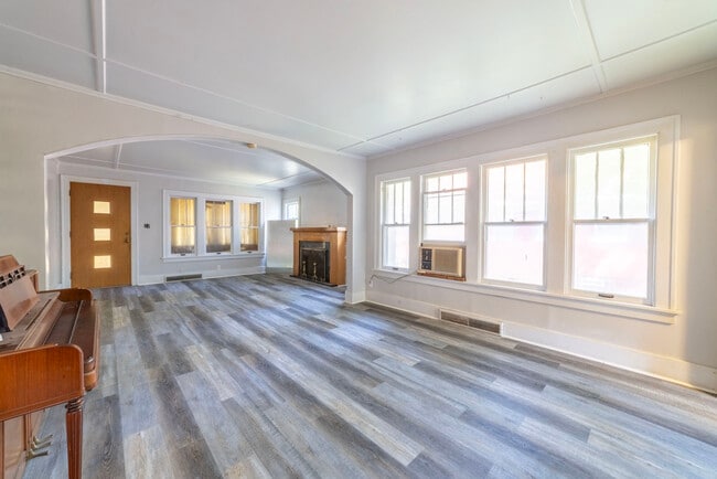 Photo - 509 Hobart St