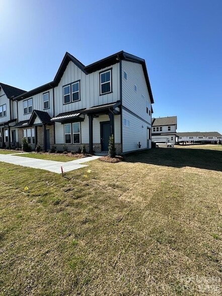 5715 Gulch Pl