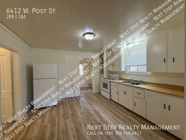 Photo - 6412 Post St