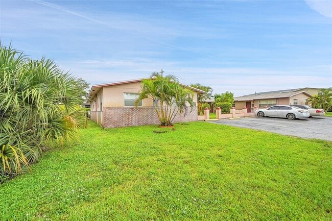 Photo - 420 SW 27th Terrace