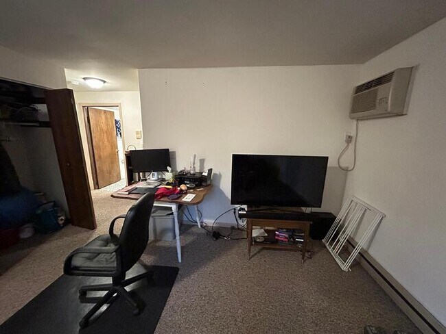 Photo - 134 E Johnson St Unidad 107