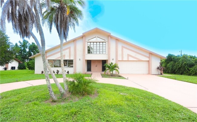 Building Photo - 1434 Archer St