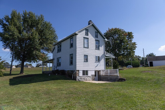Photo - 1049 Reading Rd