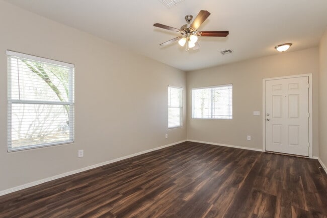 Photo - 13148 W Redfield Rd