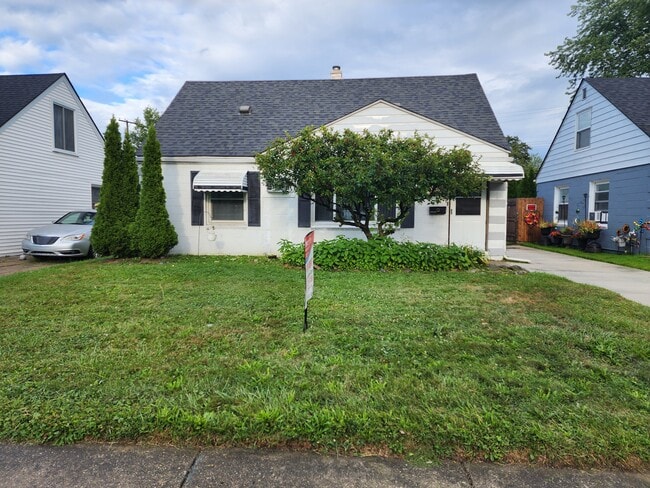 Photo - 22828 Almond Ave House
